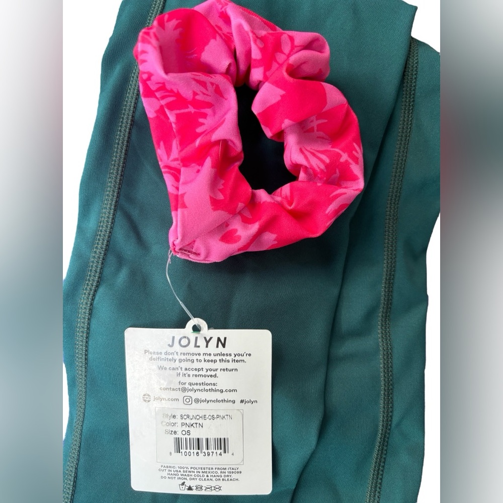 Jolyn REAGAN leggings + FREE scrunchie